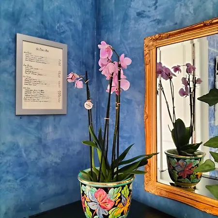 ホームステイ Le Jardin Secret &